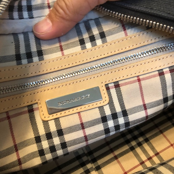 Burberry handbag - Picture 5 of 6